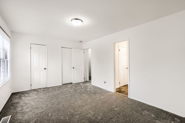 4132 Brentwood Lane, Waukegan, IL 60087