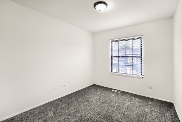 4132 Brentwood Lane, Waukegan, IL 60087