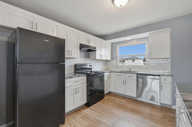 1642 Marina Drive, Columbus, OH 43219