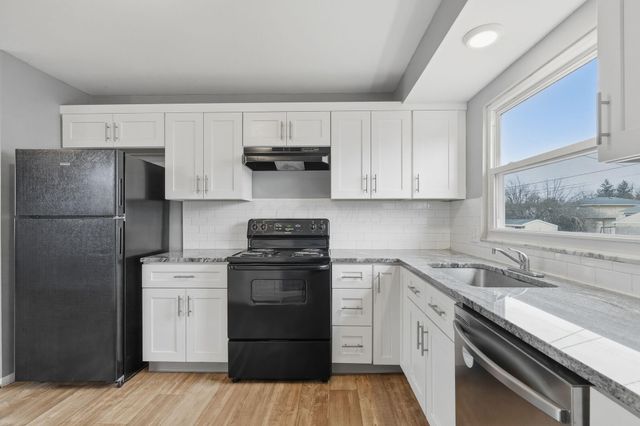 1642 Marina Drive, Columbus, OH 43219