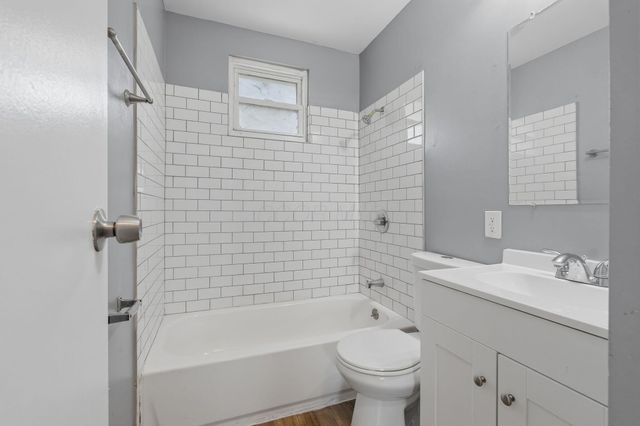 1642 Marina Drive, Columbus, OH 43219