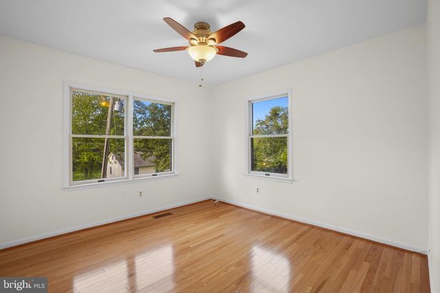 933 PALMER RD, Fort Washington, MD 20744