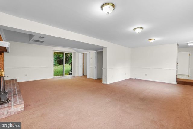 933 PALMER RD, Fort Washington, MD 20744