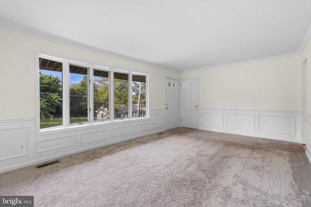 933 PALMER RD, Fort Washington, MD 20744