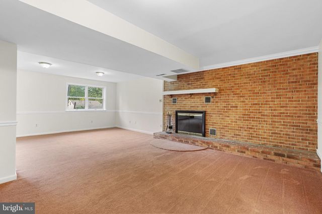 933 PALMER RD, Fort Washington, MD 20744