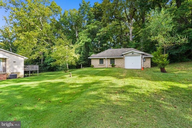 933 PALMER RD, Fort Washington, MD 20744
