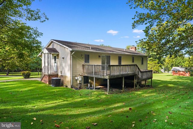 933 PALMER RD, Fort Washington, MD 20744
