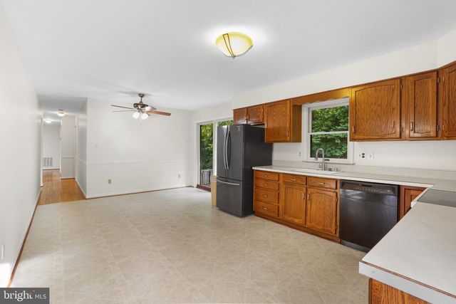 933 PALMER RD, Fort Washington, MD 20744