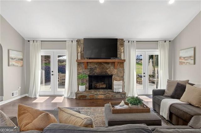 5484 Woodberry Circle, Marietta, GA 30068