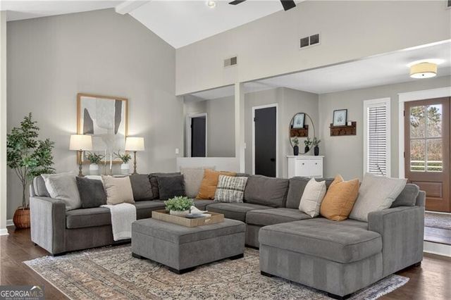 5484 Woodberry Circle, Marietta, GA 30068