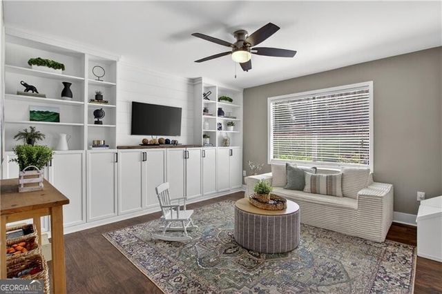 5484 Woodberry Circle, Marietta, GA 30068