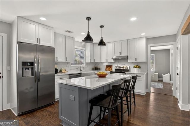 5484 Woodberry Circle, Marietta, GA 30068