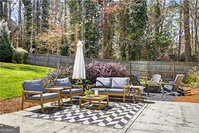 5484 Woodberry Circle, Marietta, GA 30068