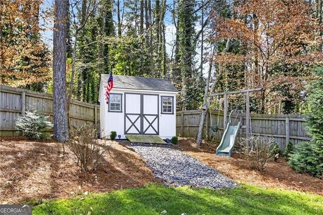 5484 Woodberry Circle, Marietta, GA 30068