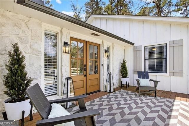 5484 Woodberry Circle, Marietta, GA 30068