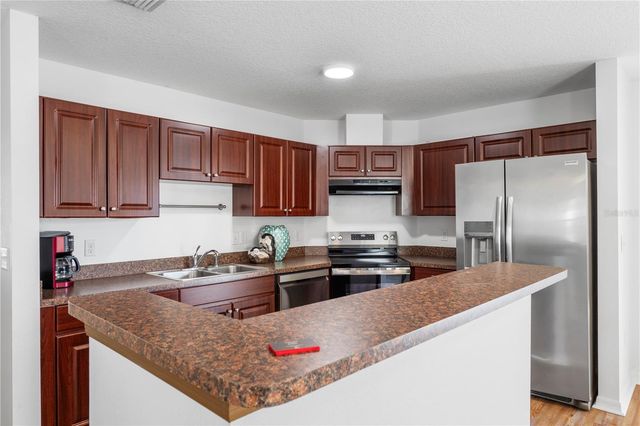 15404 BAMA BREEZE PLACE, Wimauma, FL 33598