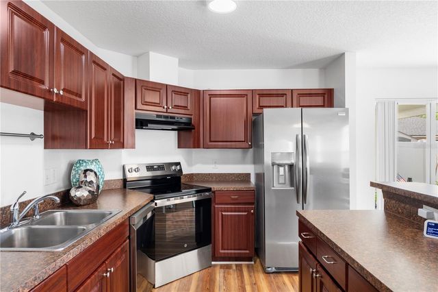 15404 BAMA BREEZE PLACE, Wimauma, FL 33598