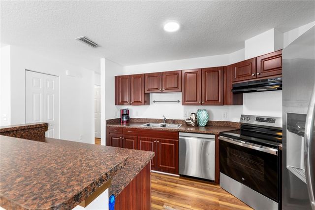 15404 BAMA BREEZE PLACE, Wimauma, FL 33598