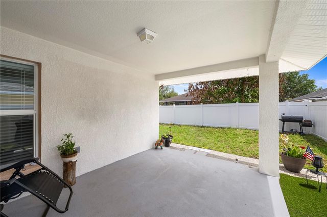 15404 BAMA BREEZE PLACE, Wimauma, FL 33598