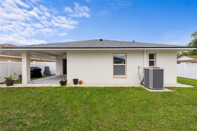 15404 BAMA BREEZE PLACE, Wimauma, FL 33598