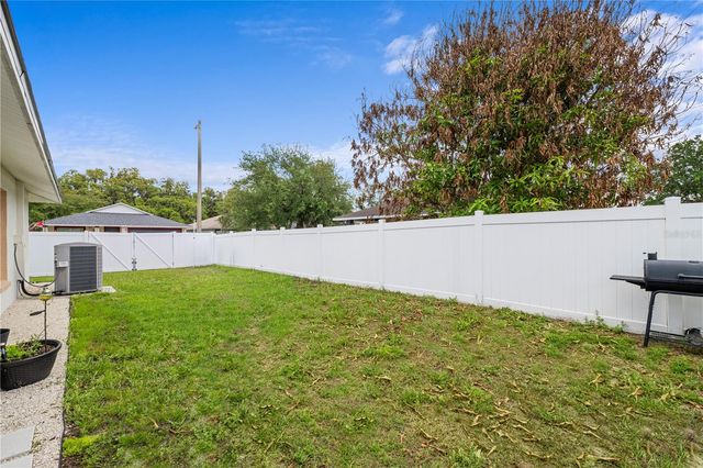 15404 BAMA BREEZE PLACE, Wimauma, FL 33598