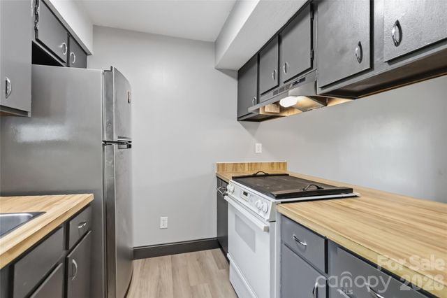 11033 Cedar View Road, Charlotte, NC 28226