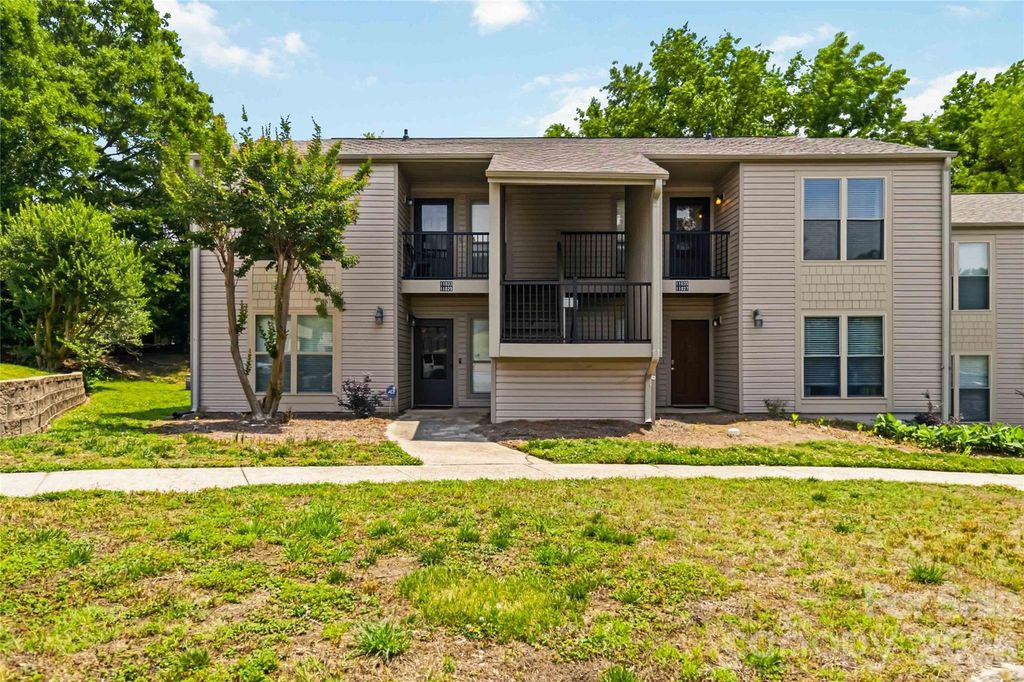11033 Cedar View Road, Charlotte, NC 28226