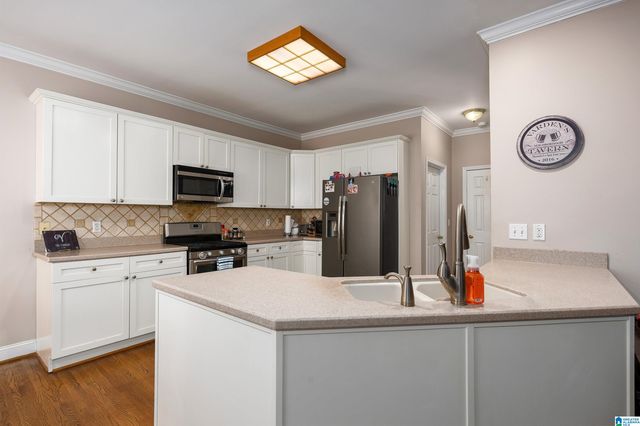 114 CHESTNUT FOREST CIRCLE, Helena, AL 35080