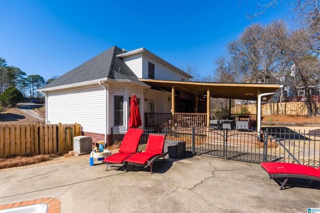 114 CHESTNUT FOREST CIRCLE, Helena, AL 35080