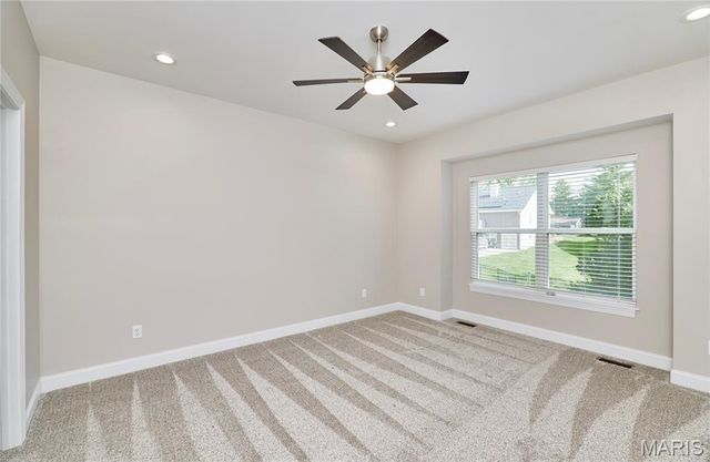 10253 Hawthorn Road, Foristell, MO 63348