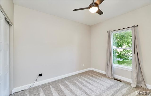 10253 Hawthorn Road, Foristell, MO 63348