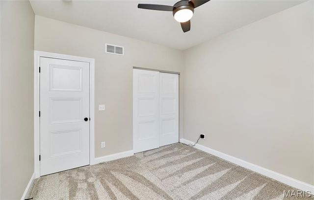 10253 Hawthorn Road, Foristell, MO 63348