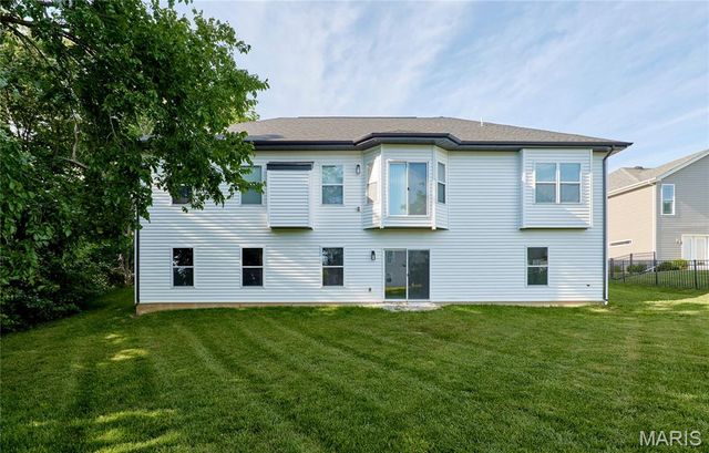 10253 Hawthorn Road, Foristell, MO 63348
