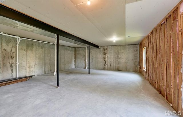 10253 Hawthorn Road, Foristell, MO 63348