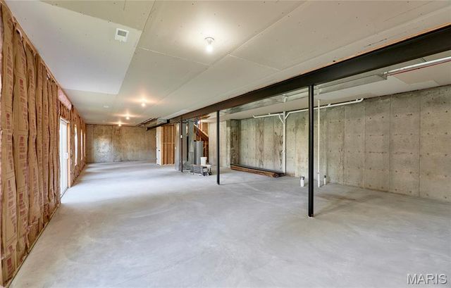 10253 Hawthorn Road, Foristell, MO 63348