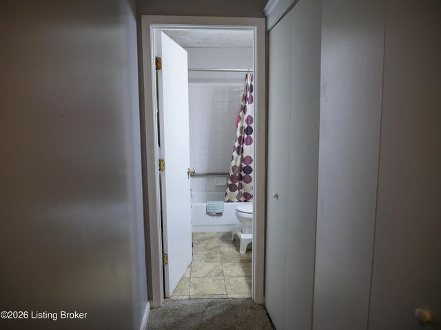 4701 Frel Rd, Louisville, KY 40272