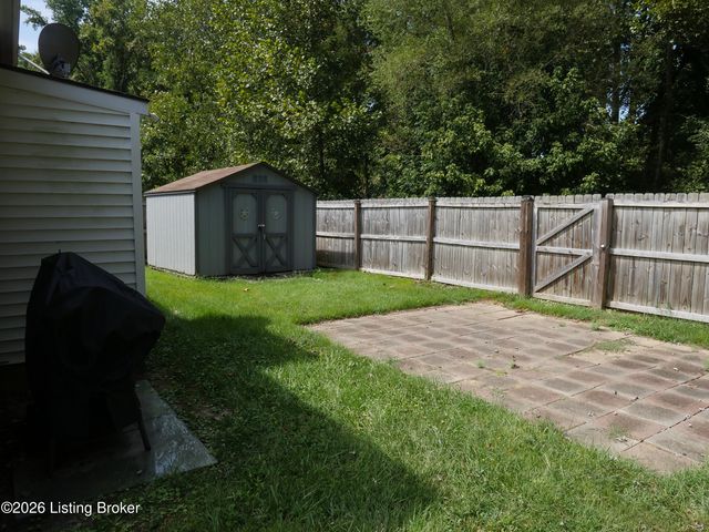 4701 Frel Rd, Louisville, KY 40272