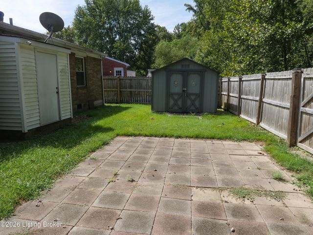 4701 Frel Rd, Louisville, KY 40272
