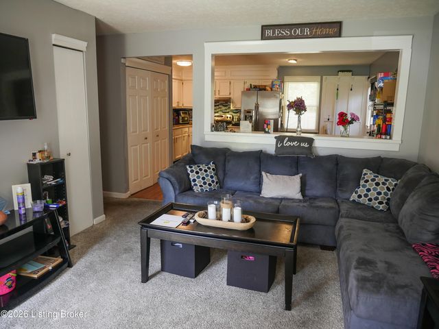 4701 Frel Rd, Louisville, KY 40272