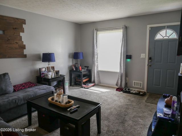4701 Frel Rd, Louisville, KY 40272