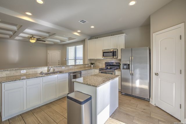 1657 Barrett Ave, New Braunfels, TX 78130