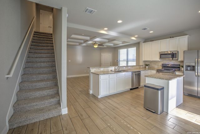 1657 Barrett Ave, New Braunfels, TX 78130