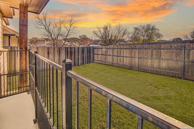 1657 Barrett Ave, New Braunfels, TX 78130