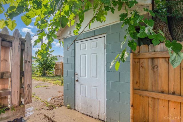 1808 Meadow Avenue, Middletown, OH 45044