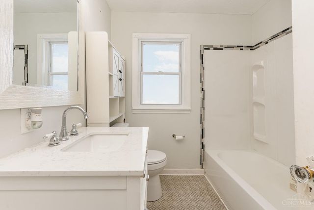 1808 Meadow Avenue, Middletown, OH 45044