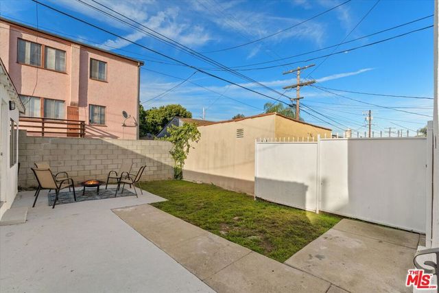 4215 W 58th Place, Los Angeles, CA 90043