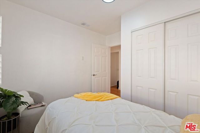 4215 W 58th Place, Los Angeles, CA 90043