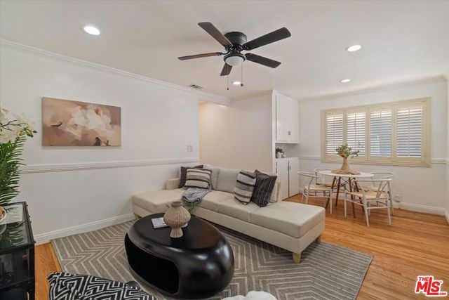 4215 W 58th Place, Los Angeles, CA 90043