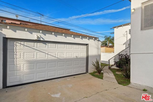 4215 W 58th Place, Los Angeles, CA 90043