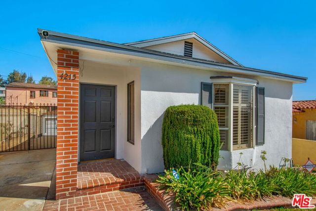 4215 W 58th Place, Los Angeles, CA 90043